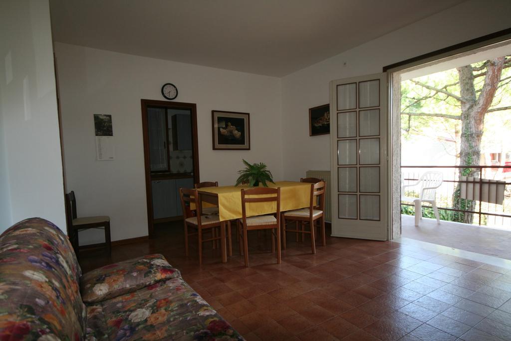 Ba - Villa Stella - 3 Apartments- Λινιάνο Σαμπιαντόρο Εξωτερικό φωτογραφία