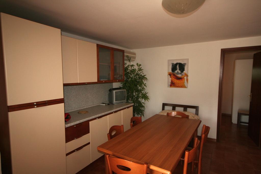 Ba - Villa Stella - 3 Apartments- Λινιάνο Σαμπιαντόρο Εξωτερικό φωτογραφία